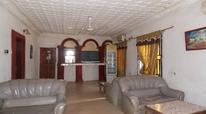 People's Classique Hotel