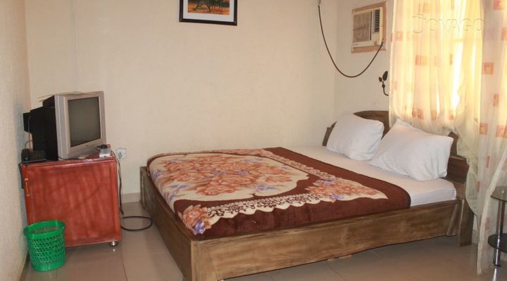 Ayomarc Luxury Hotel