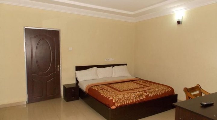 Hilltop Guest Paradise