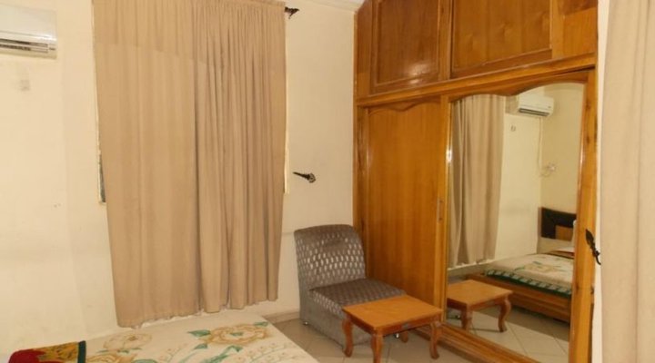 Hilltop Guest Paradise