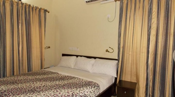 Hilltop Guest Paradise