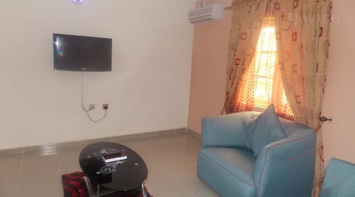 Sunrise Hotel & Suites