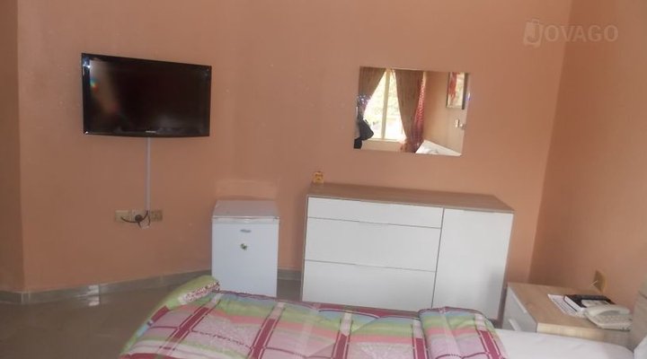 Sunrise Hotel & Suites