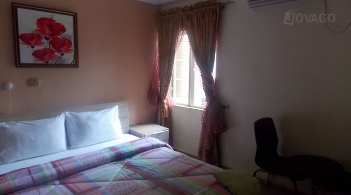 Sunrise Hotel & Suites