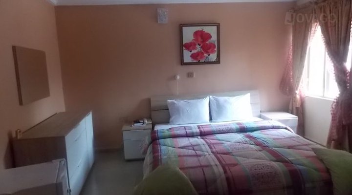 Sunrise Hotel & Suites