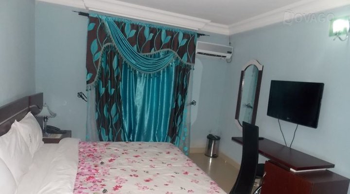 Garima Hotel And Suites