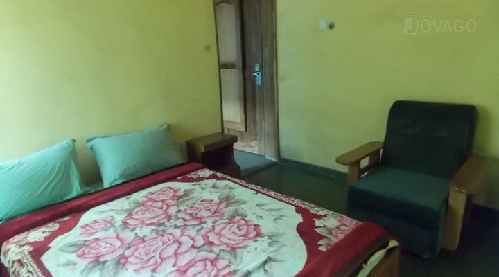 Ellaxyn Hotel & Resort
