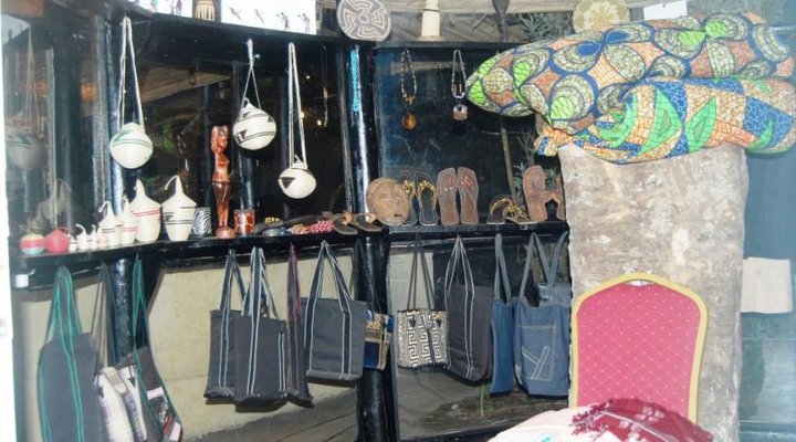 Le Bambou Gorilla Lodge