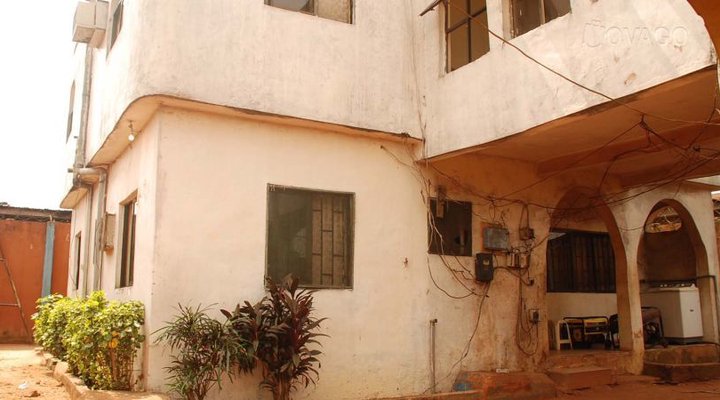 High Taste Hotel Annex