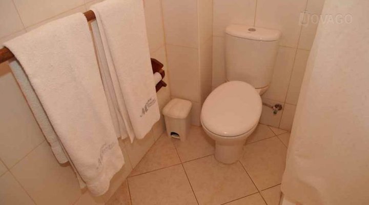 Hillpark Hotel Tiwi Beach