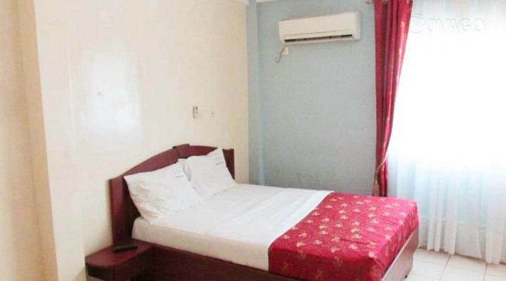 Hotel Jeanne Christophe Palace