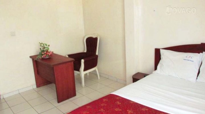 Hotel Jeanne Christophe Palace