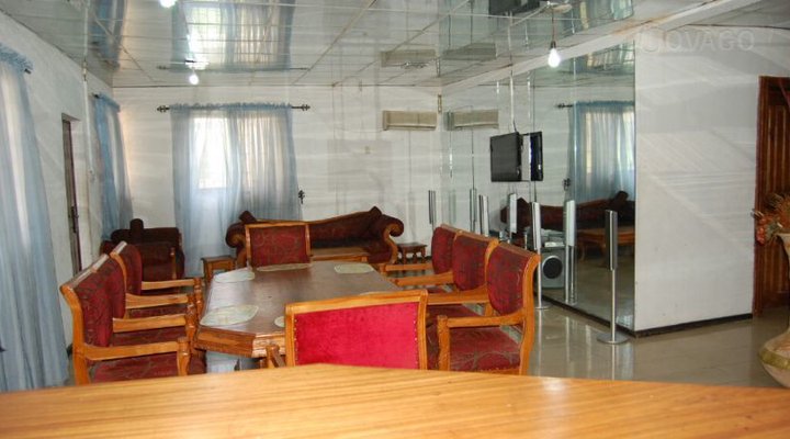 Plaza De Aruna Hotel