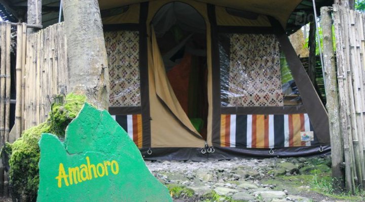 La Paillotte Gorilla Place Mitobo