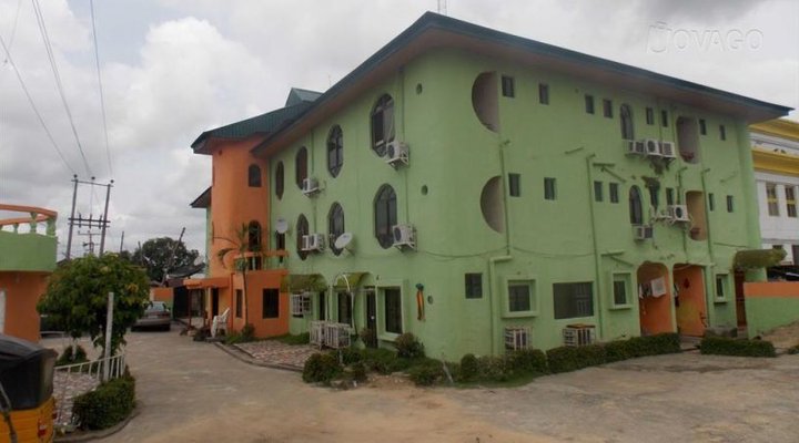 Ayok's Hotel Services