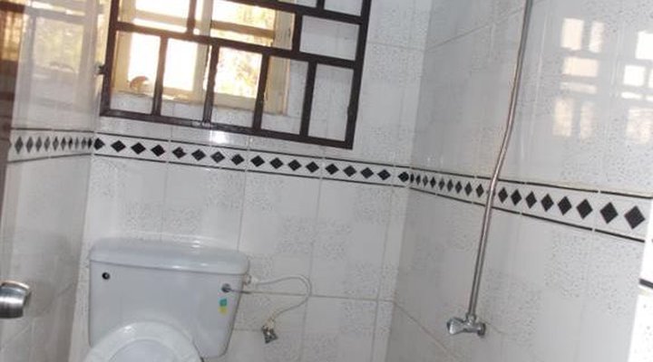 Queen's Rapour Guest House