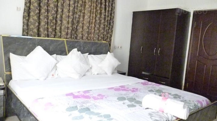 Georgio Hotel and Resort
