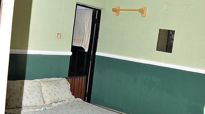 Adfarm Inn