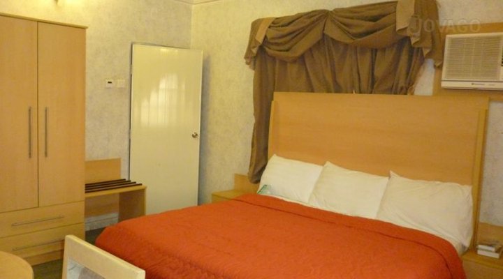 Onyx Hotel And Apartment