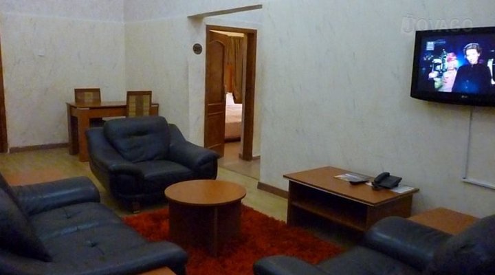 Onyx Hotel And Apartment