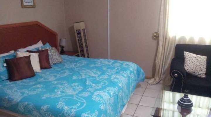 Nzipile Executive Guest House