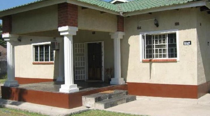 Nzipile Executive Guest House