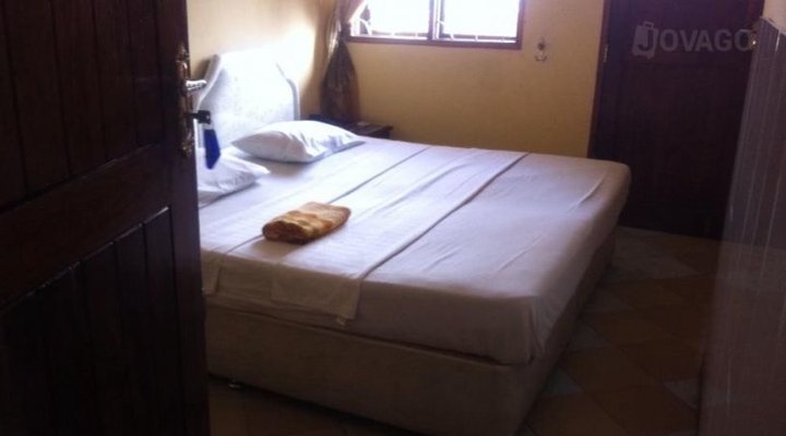 Cross Way Executive Hotel Ltd