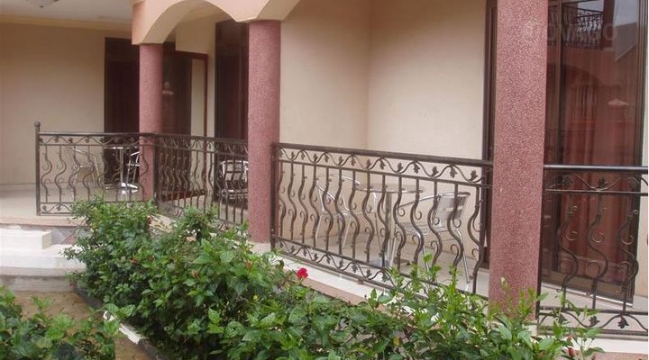 Joyna Hotel