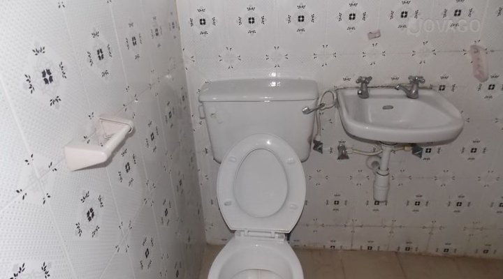 Precious World Hotel