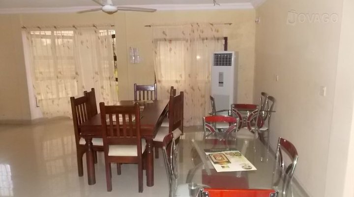 Precious World Hotel