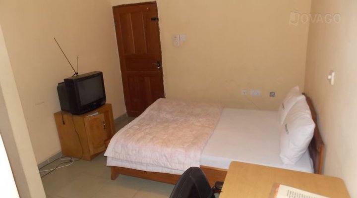 Precious World Hotel