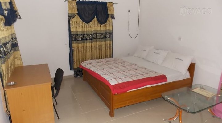 Precious World Hotel