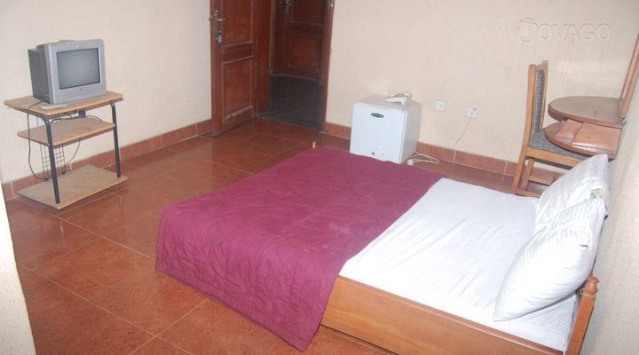 Micdeb Hotel & Suites