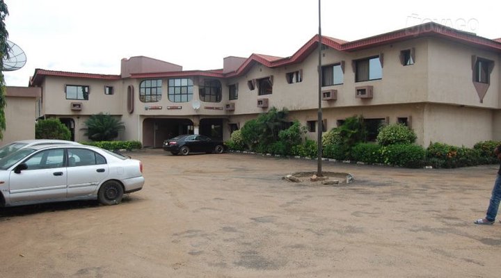 Micdeb Hotel & Suites