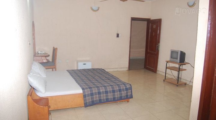 Micdeb Hotel & Suites