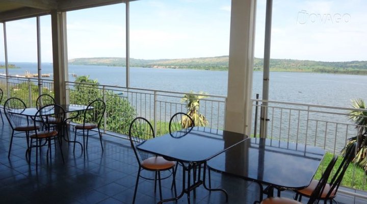 Brisk Hotel Triangle