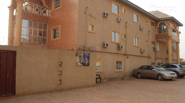 Mikonos Hotel and Suite