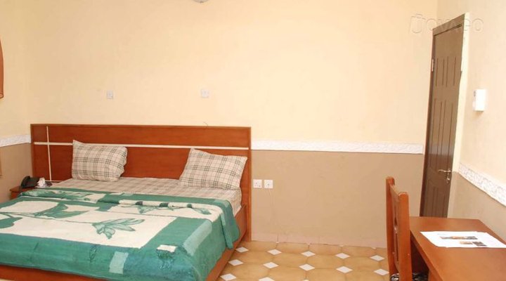 Mikonos Hotel and Suite