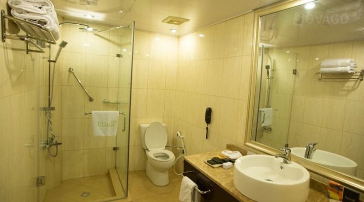 Jupiter International Hotel, Kazanchis