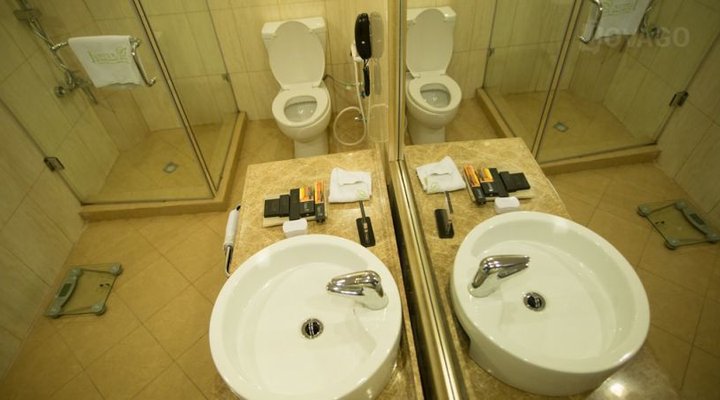 Jupiter International Hotel, Kazanchis