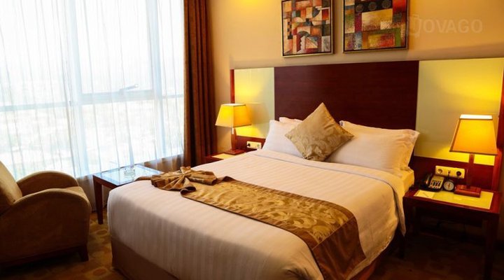 Jupiter International Hotel, Kazanchis