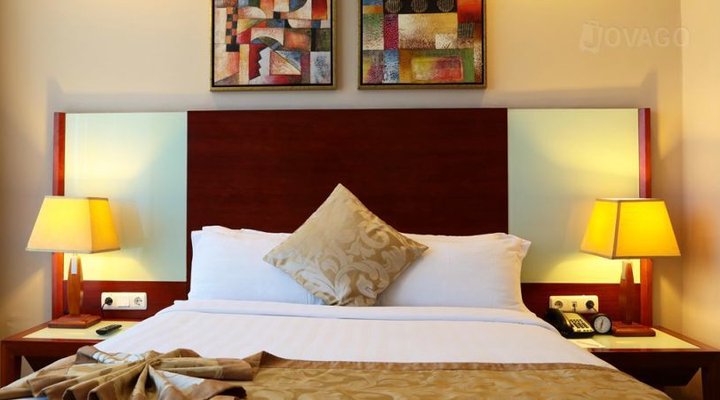 Jupiter International Hotel, Kazanchis