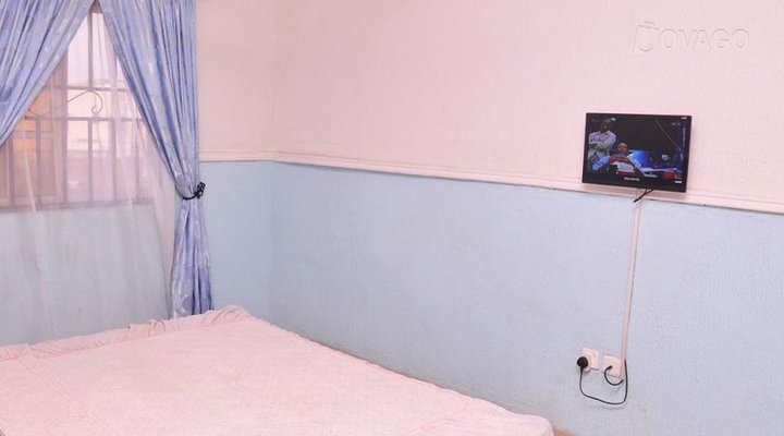 Golden Point Hotel And Suites