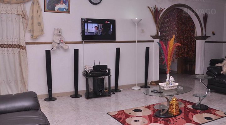 Golden Point Hotel And Suites