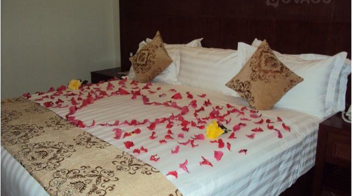 Gezahegn & Elfnesh Hotels And Resorts