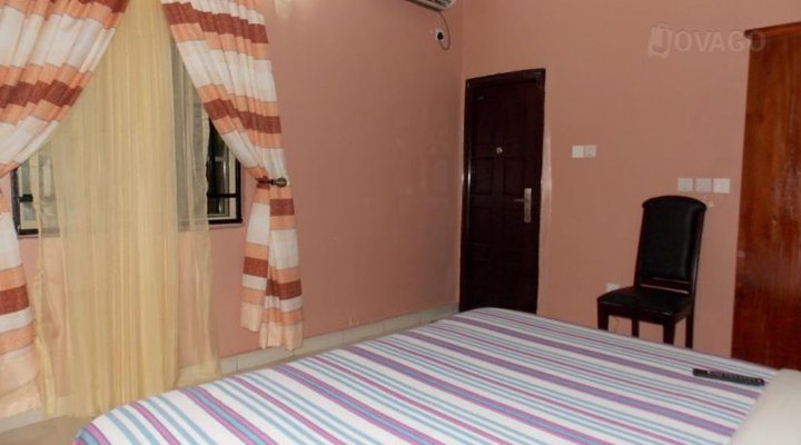 De Range Hotel & Suites Hotel