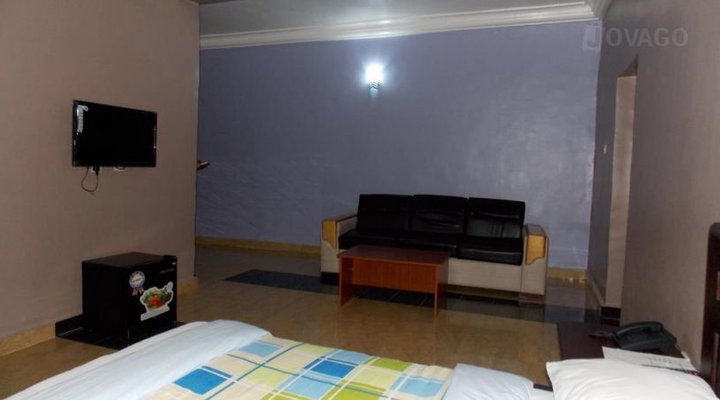 De Range Hotel & Suites Hotel