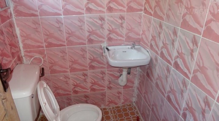 Four Crown Guesthouse