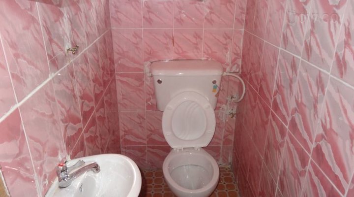 Four Crown Guesthouse