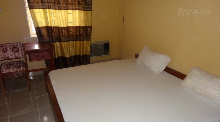 Four Crown Guesthouse